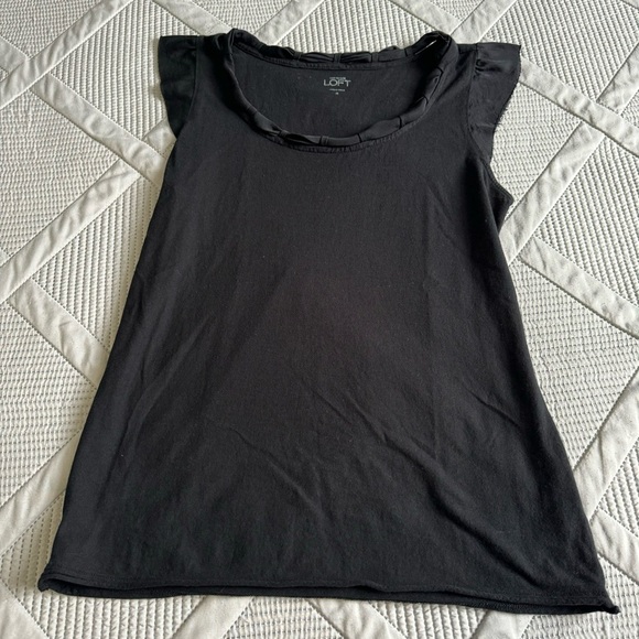 LOFT Tops - LOFT Black Flutter Sleeve Tee w silk trim at neck and sleeves Sz M